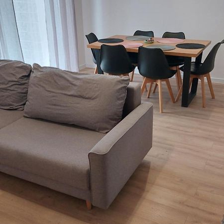 Apartament Z Ogrodkiem Rzeszów Esterno foto